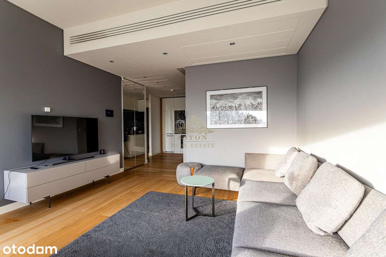 Apartament na Złotej 44 z widokiem na PkiN-3