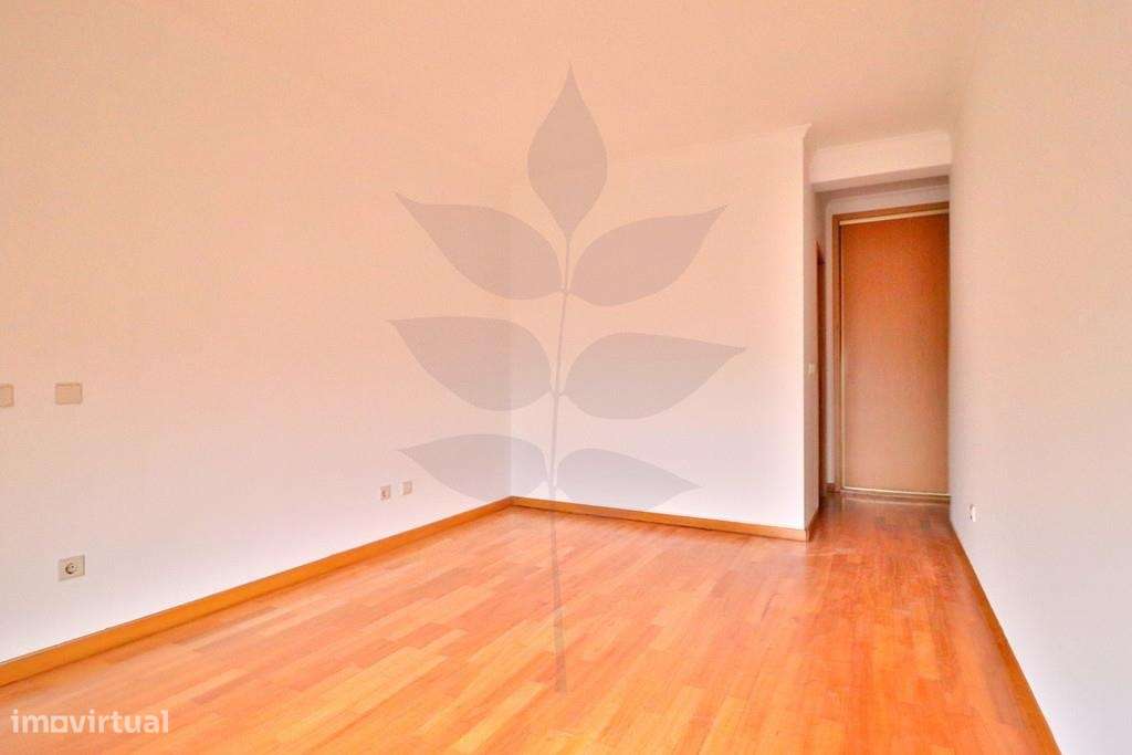 Apartamento T3 - Gualtar - Cozinha Totalmente Equipada-13