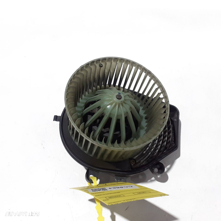 Ventilator habitaclu VW Passat 1.9 TDI 1996-2000| 740221233F | 8D1820021 - 1