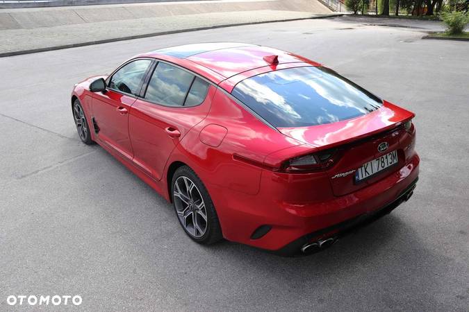 Kia Stinger 3.3 T-GDI V6 GT AWD - 14