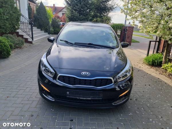 Kia Ceed 1.4 CRDi 90 Spirit - 10