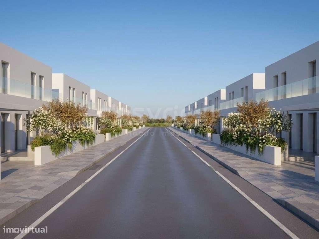 Lote 465 m2 para construção de moradia com 2 pisos e garagem em Tor... - Grande imagem: 4/15