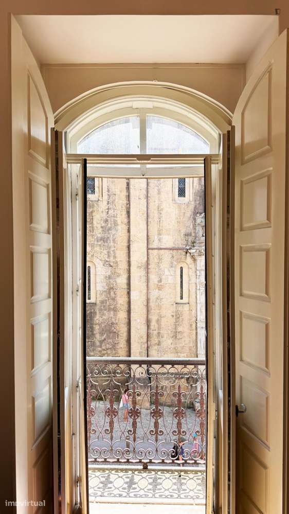 Estúdio - localizado em Alta Universitária Coimbra - Grande imagem: 3/7