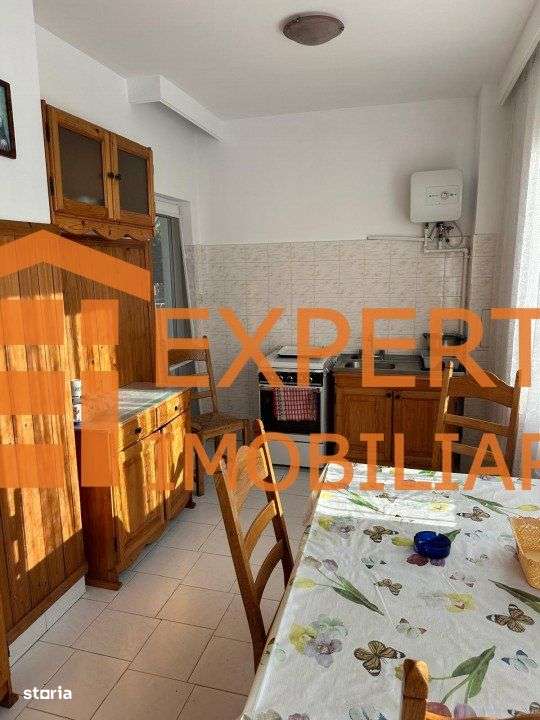 Casa compusa din 7 camere situata in zona EFORIE NORD - CENTRU - Imagine principală: 4/19