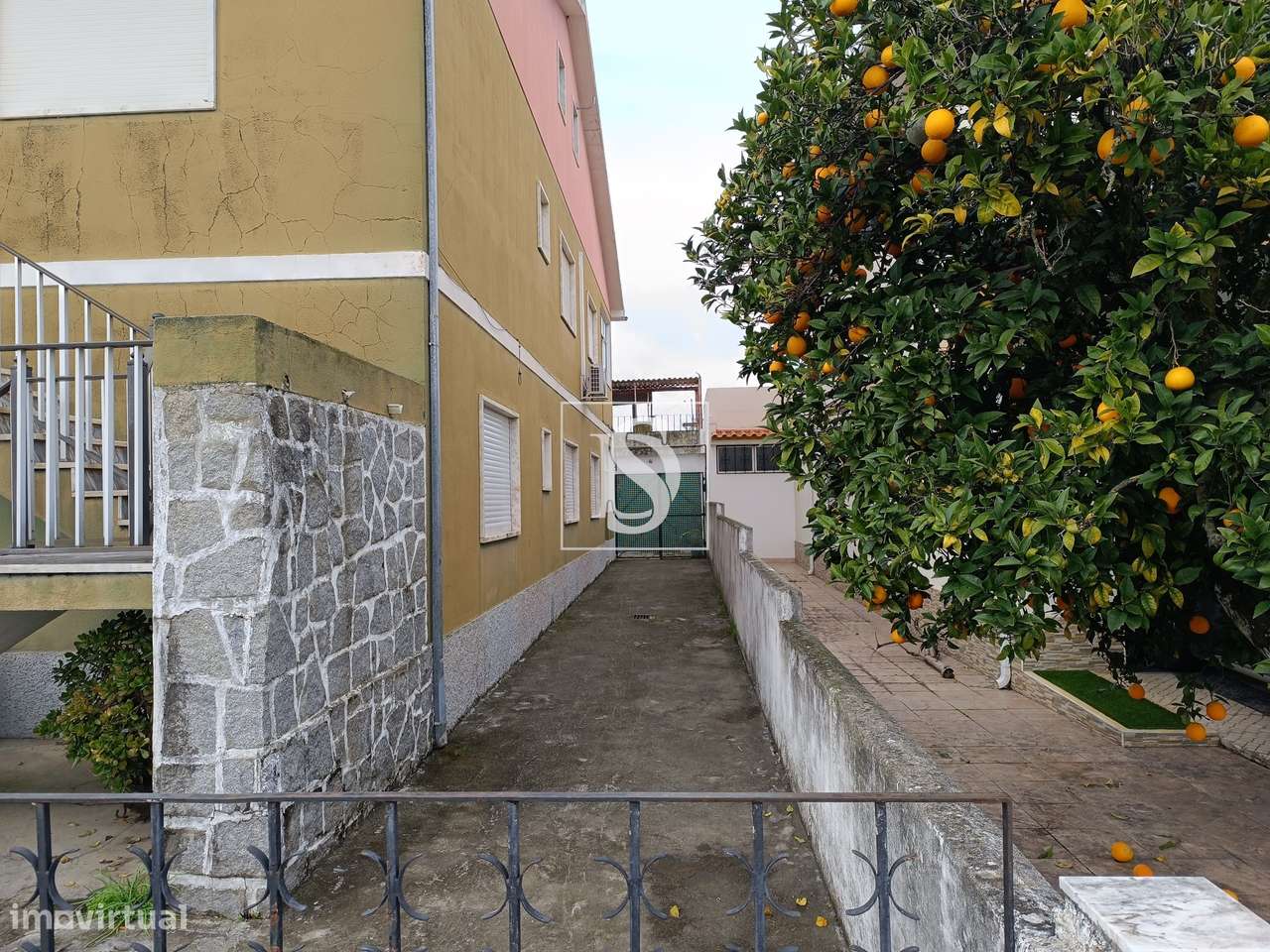 Andar de Moradia T3  – Abrantes (1º Andar) - Grande imagem: 2/37