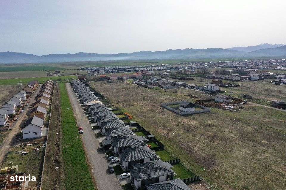 Terenuri de casa cu bransamente la utilitati langa Brasov-0