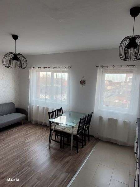 Propietar, inchiriez 2 camere cu loc de parcare în zona Coresi - Imagine principală: 5/8