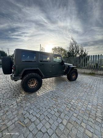 Jeep Wrangler Unlimited - 2