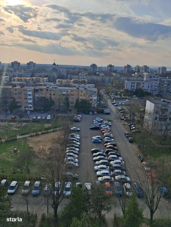 Apartament 2 camere de vanzare – decomandat, 52 mp – zona Vest
