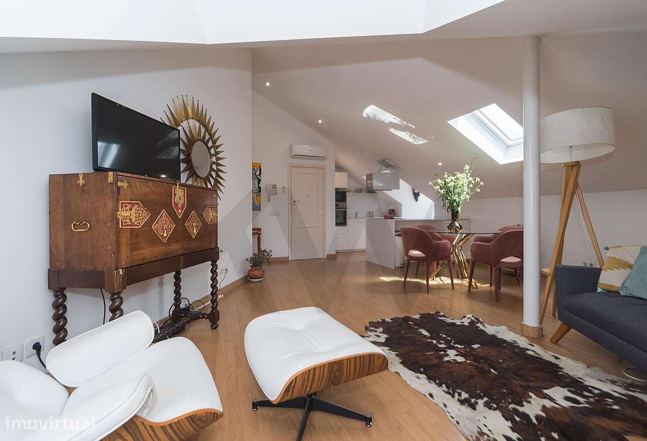 Charmoso  T2 com parqueamento - Grande imagem: 2/22