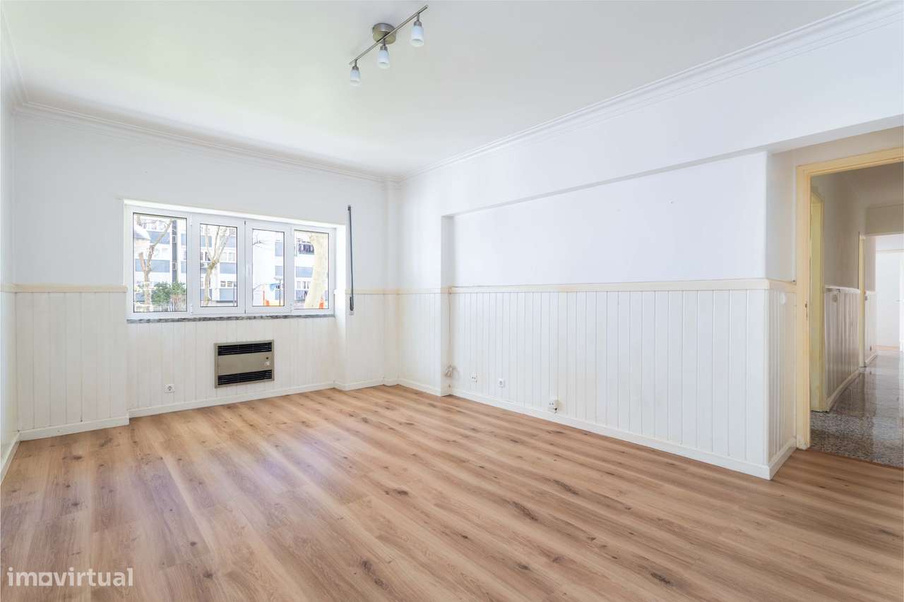 Apartamento T3 para Arrendamento em Benfica – Espaço, Conforto e Excel - Grande imagem: 4/28