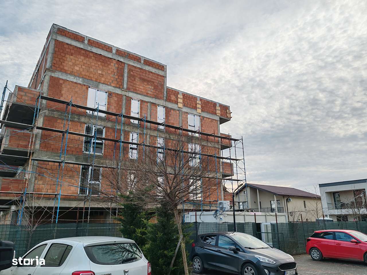 2 camere, etaj 1 – Ghencea / Drumul Taberei / Bragadiru – Comision 0-0