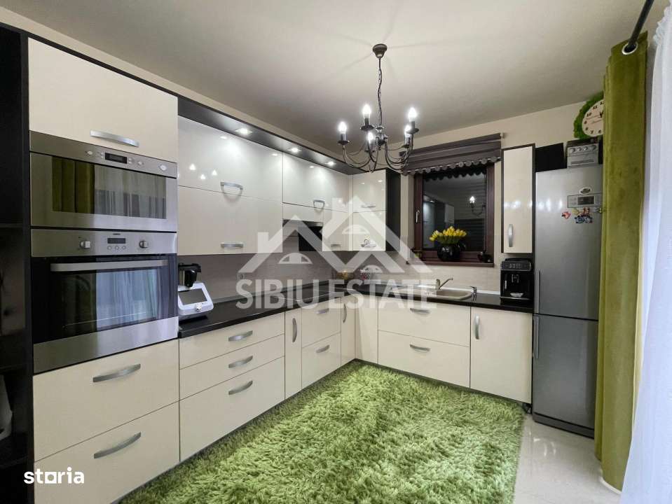 Casa individuala cu garaj in Sura Mare, SIbiu - Imagine principală: 3/19