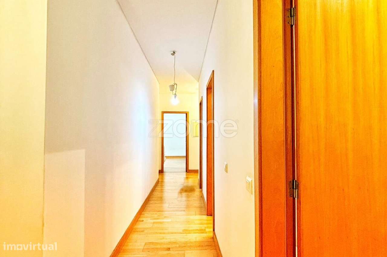 Apartamento T4 ISCAP-5