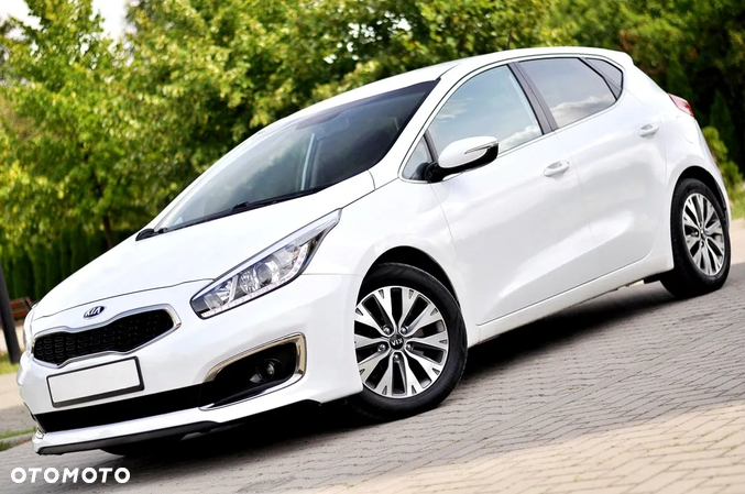 Kia Ceed Cee'd 1.6 CRDi XL - 5