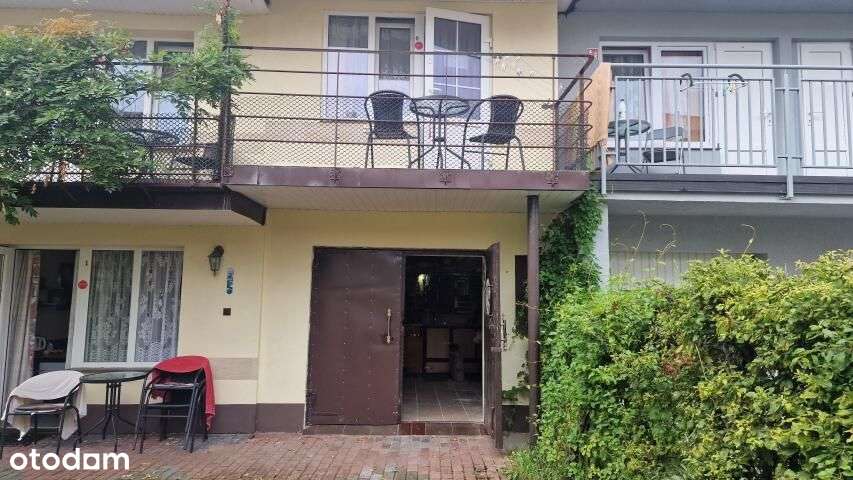 Dom z pokojami do wynajęcia + pawilon Dźwirzyno-11