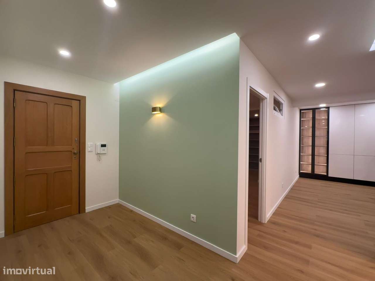 Apartamento T2 totalmente renovado, vista mar-6