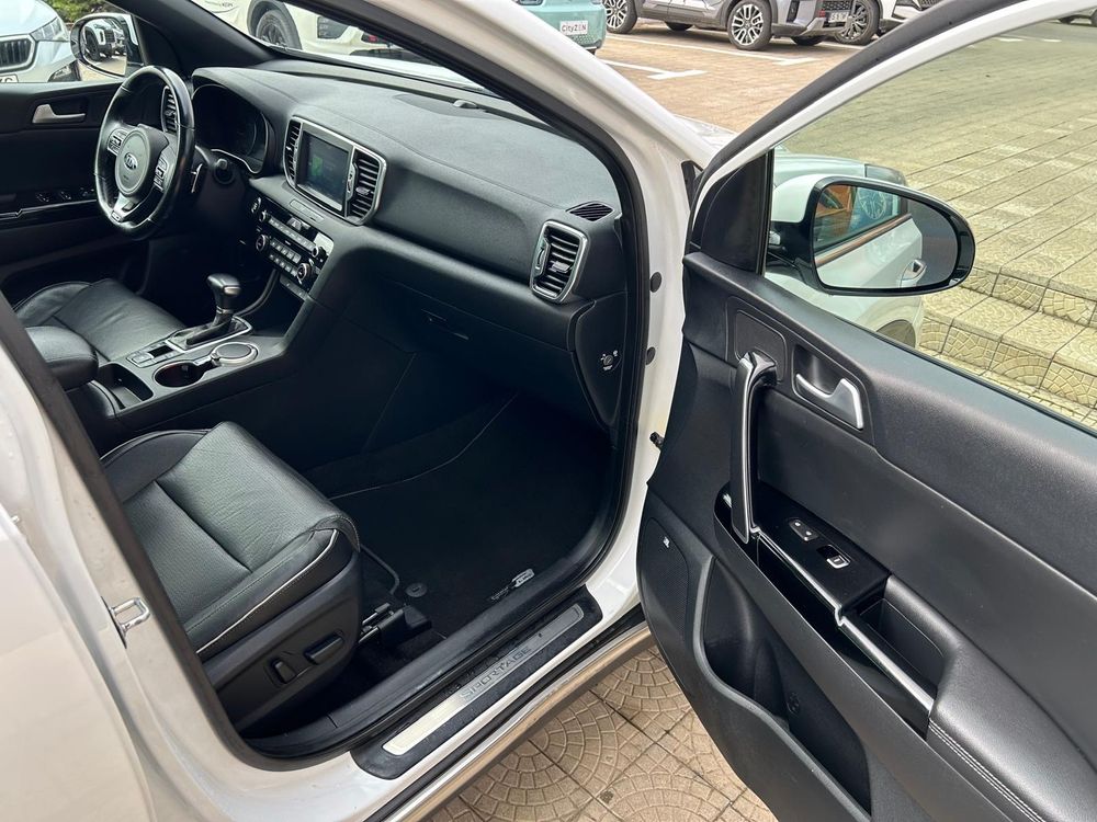 Kia Sportage - foto 12
