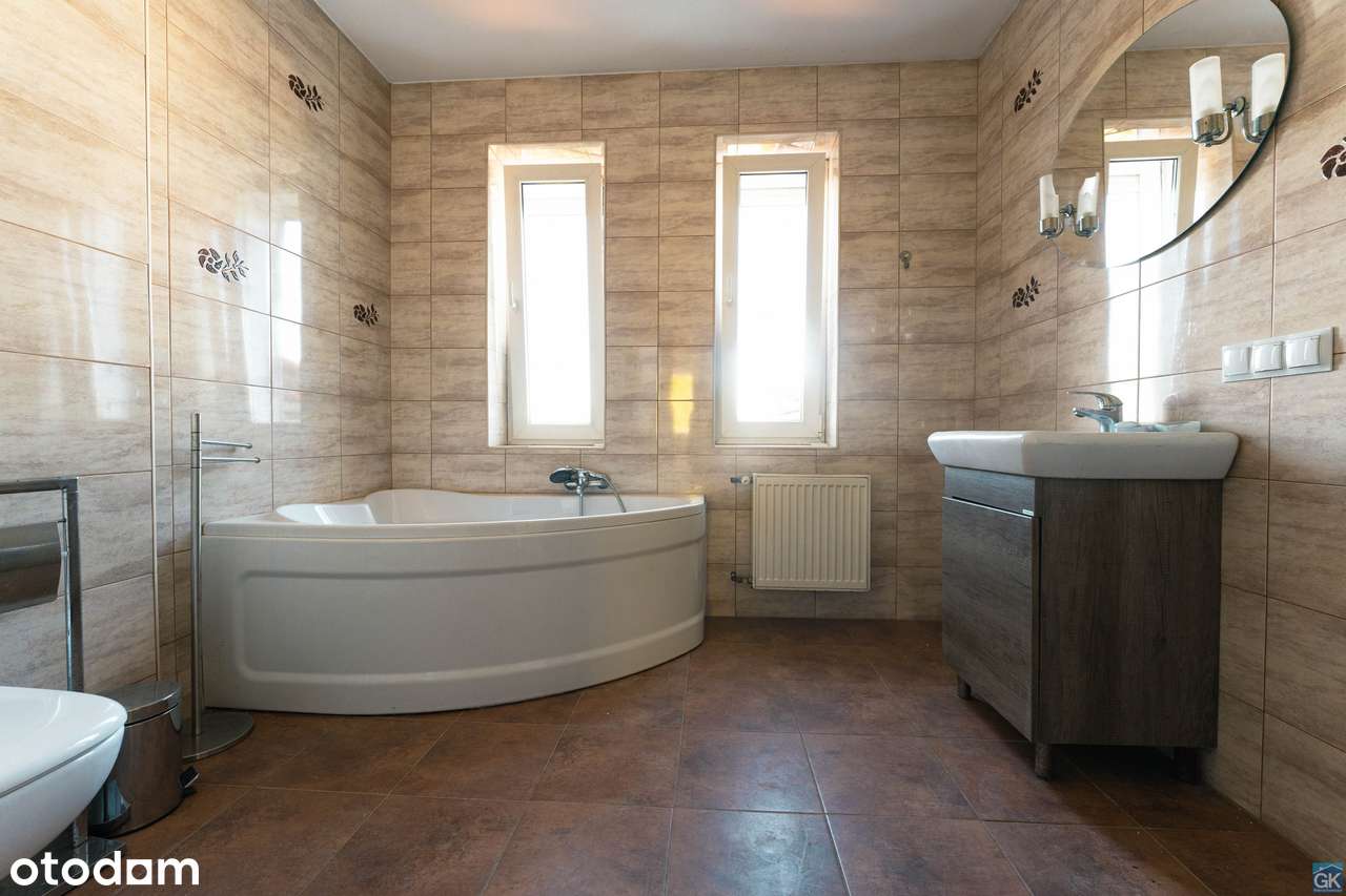 Piękny dom w Nakle Śląskim-11