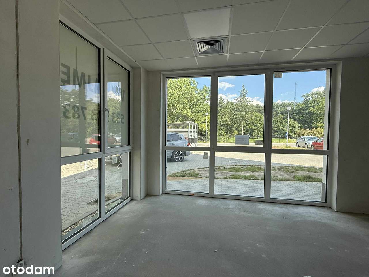 ul. Marszowicka, parter, witryny, przy głównej ulicy, parking - Pełny obrazek: 1/10