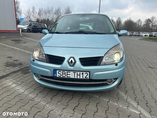 Renault Scenic - 2