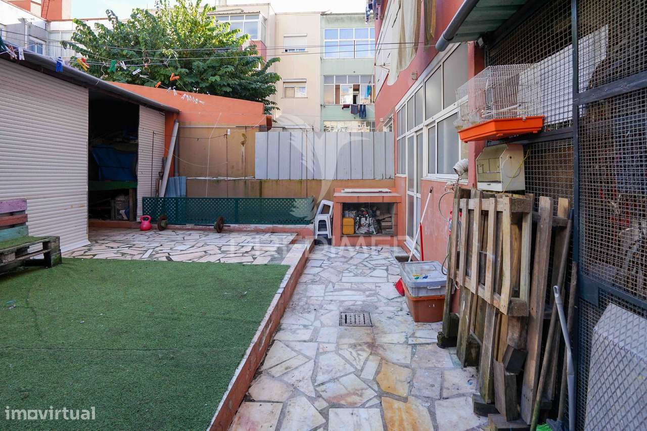 APARTAMENTO T2 + 1 COM TERRAÇO NO CENTRO DA AMADORA - Grande imagem: 3/22