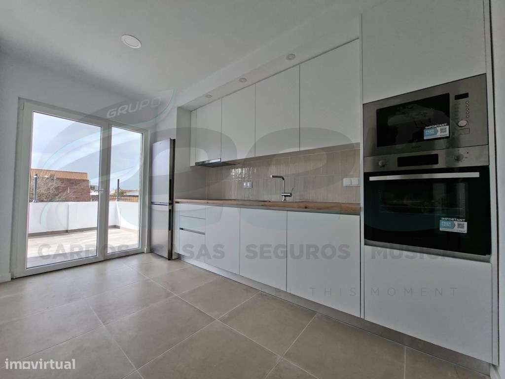 Apartamento T2 c/ terraço-29