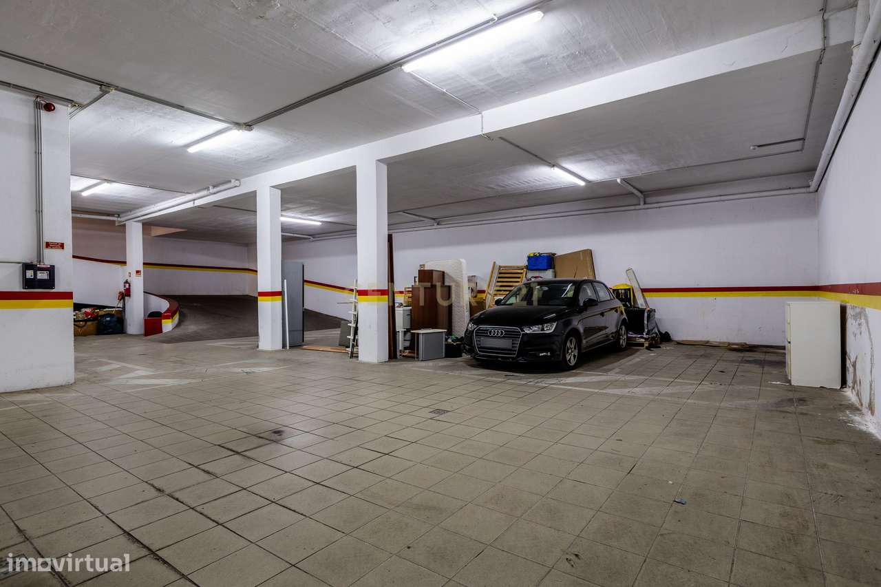 Apartamento T3 com Garagem na Quinta João de Ourém — Olhão-25