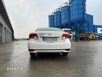 Toyota Avensis 2.0 D-4D Active - 6