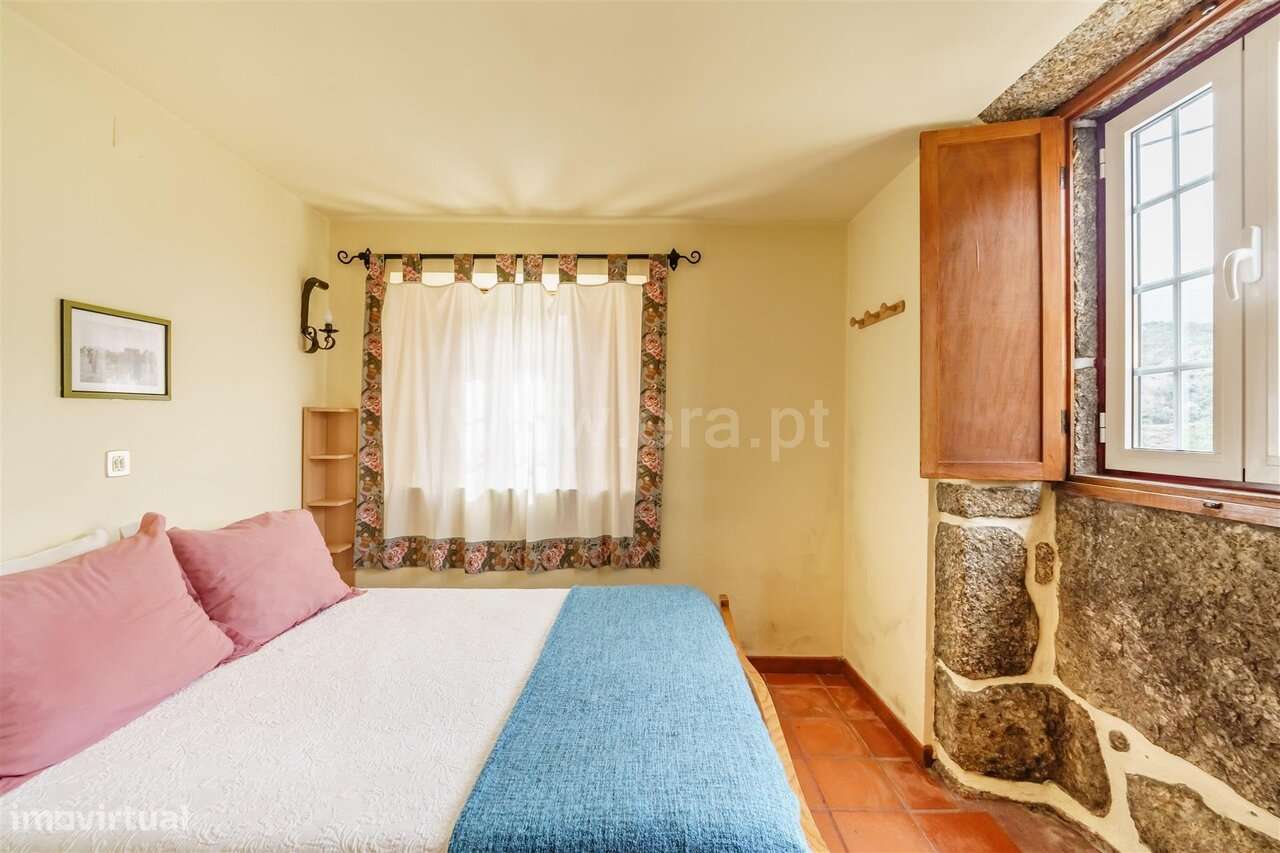 Moradia T2 / Seia, Sabugueiro - Grande imagem: 4/15