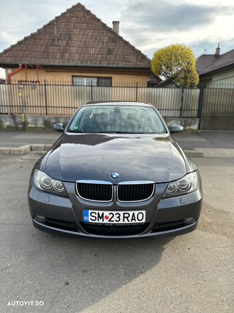 BMW Seria 3 320d DPF - 4