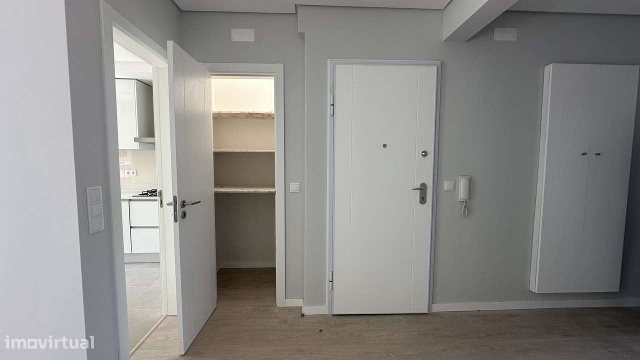 Apartamento T2 para venda - Damaia - Grande imagem: 4/17