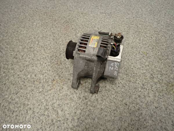 TOYOTA COROLLA E12 VERSO 02- 1.4 1.6 ALTERNATOR - 1