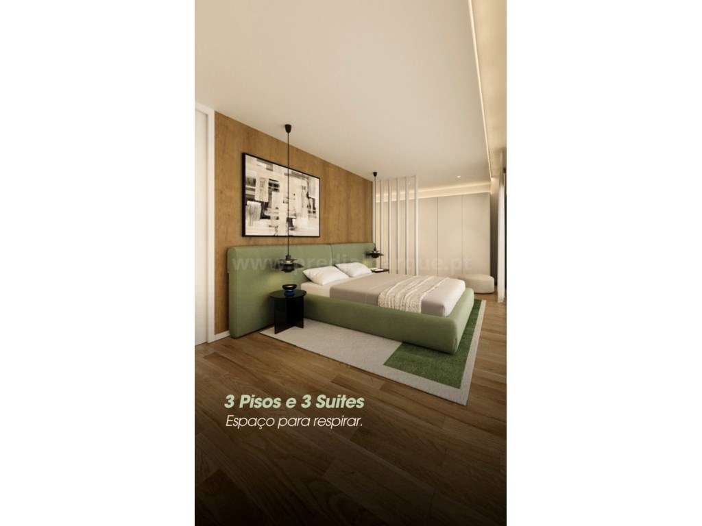 Moradia de 4 frentes com piscina na Aguda - Grande imagem: 5/25