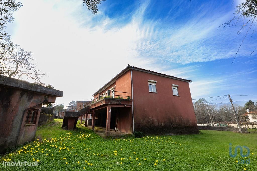 Casa tradicional T5 em Braga de 108,00 m2