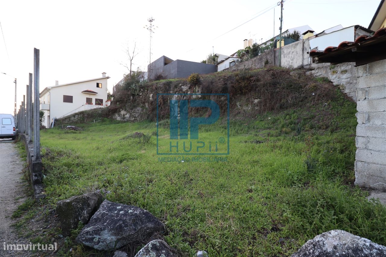 Lote de Terreno  Venda em Fafe,Fafe