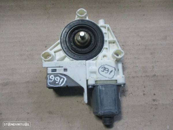 Motor Elevador Vidro 0130822201 PEUGEOT 407 2004 TE PEUGEOT 407 2005 2.0HDI 136CV 4P CINZA  T ESQ PEUGEOT  407 FASE 1 2005 2.0I 16V 140CV 4P CINZENTO T ESQ - 1