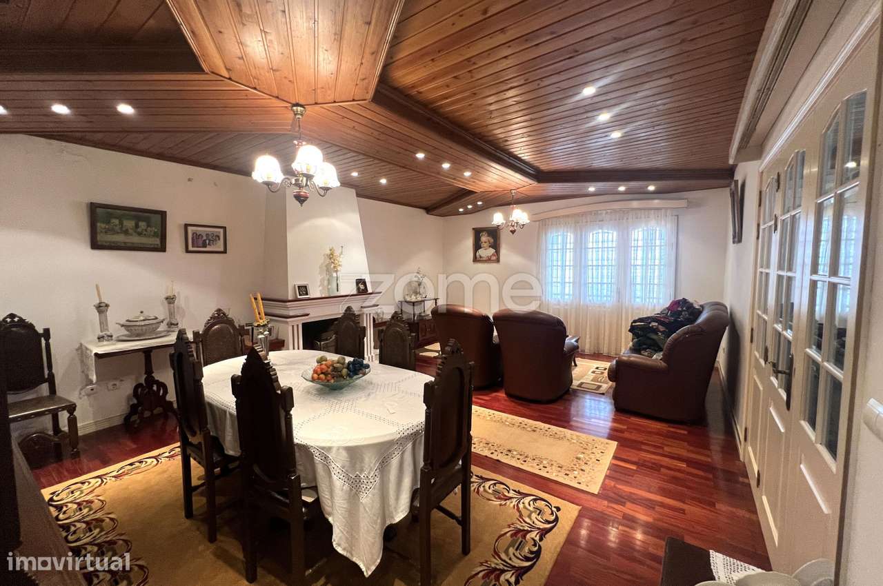 Moradia T4, Armazém e Escritório em Terreno de 2020 m² – Rabo de Pe...-10