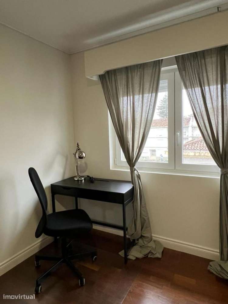 Quarto - localizado em Ponta delgada - Grande imagem: 4/10