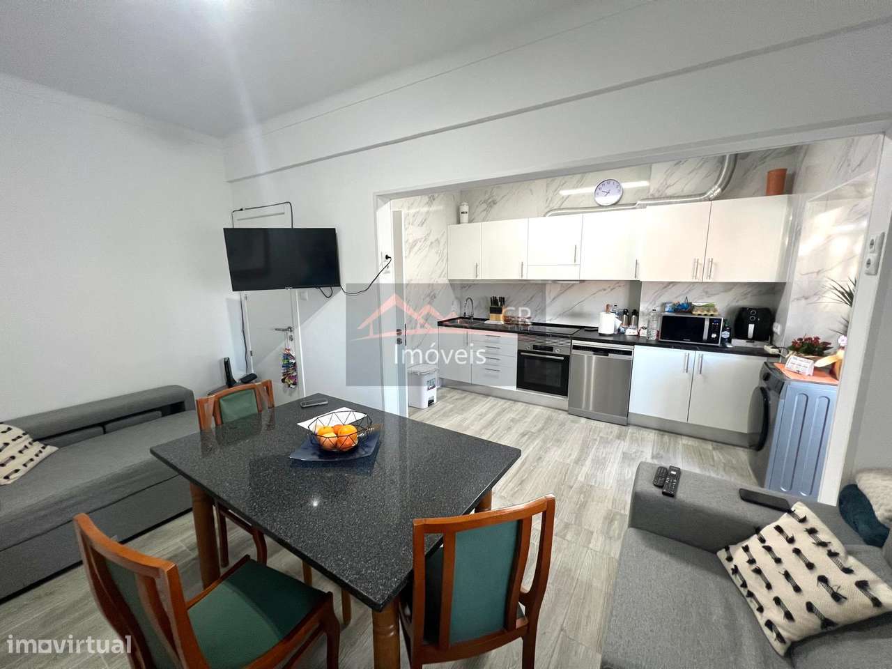 Magnifico Apart T2 Remodelado - Amora-4
