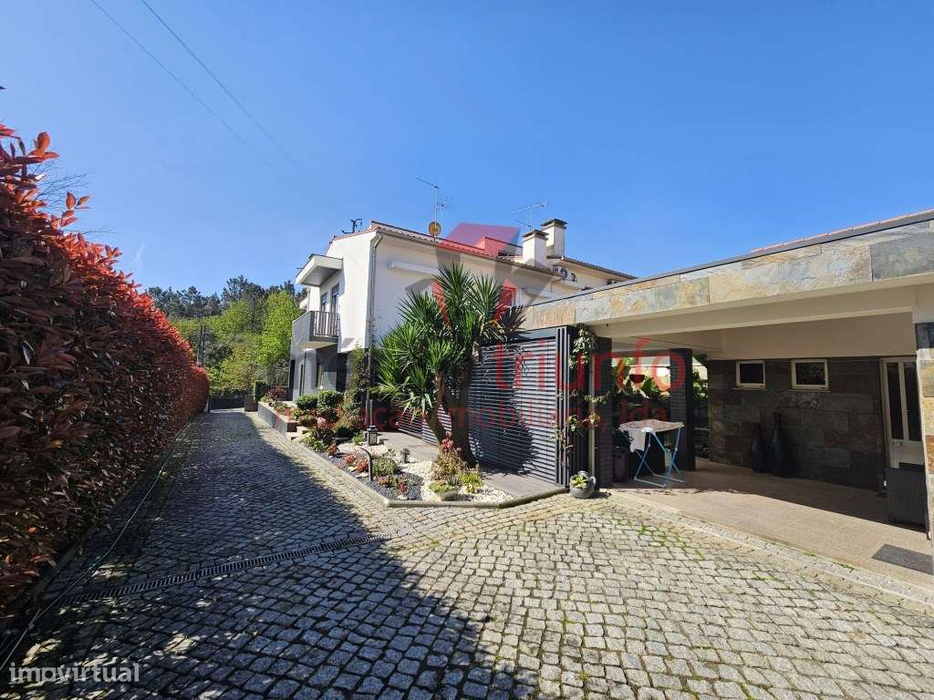 FANTÁSTICA MORADIA T3 C/ PISCINA - MANHENTE - BARCELOS-10