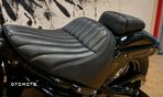 Harley-Davidson Softail Street Bob - 25