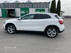 Mercedes-Benz GLA 200 7G-DCT Urban - 4