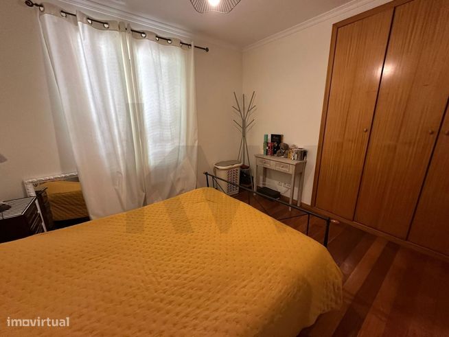 Apartamento T2 situado no Pilar - São Martinho- Próximo de serviços e-10