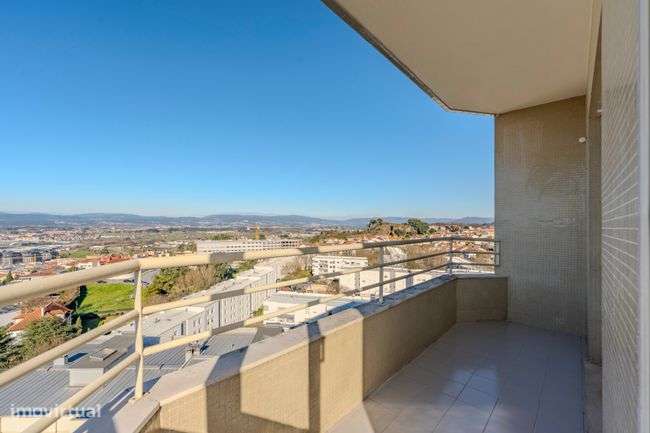 Apartamento T3 em São vicente, junto ao centro-22