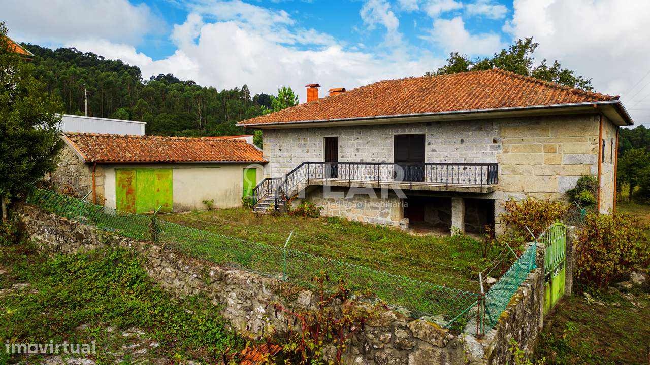 Quinta com moradia T3, em Pedralva - Braga-8