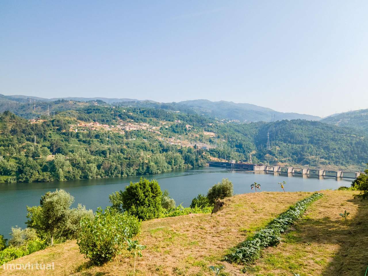 Quinta com Vista Deslumbrante sobre o Rio Douro – Projeto Aprovado par-16
