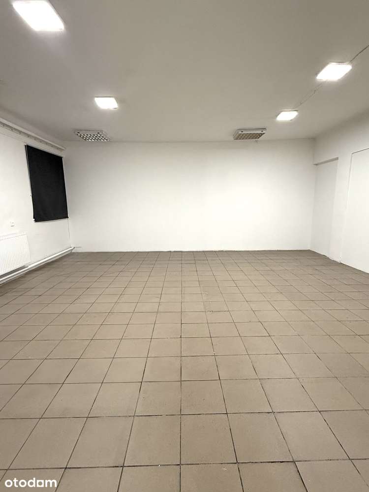 Łodygowa — 50 m² na parterze, idealne na biuro, magazyn lub pracownię - Pełny obrazek: 5/8