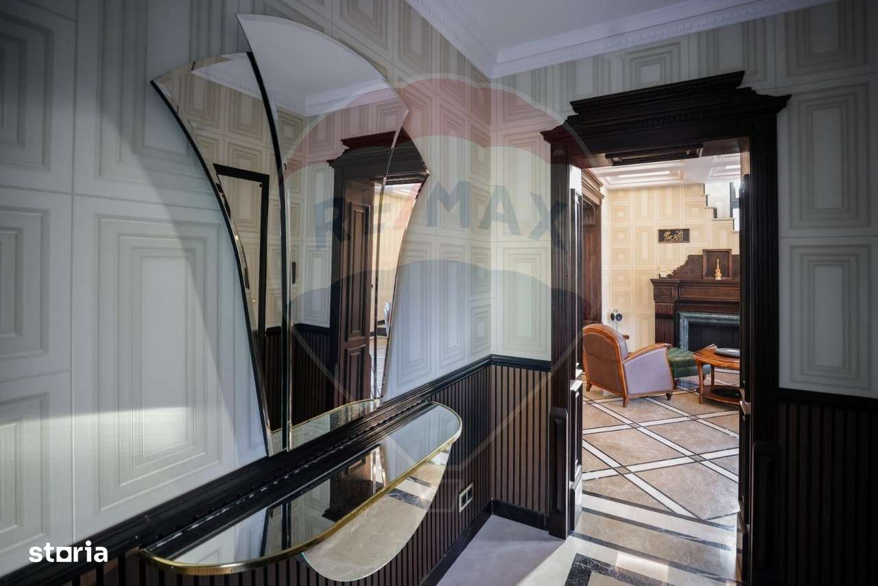 De inchiriat Apartament duplex 5 camere Parcul Carol + curte 60 mp - Imagine principală: 4/8