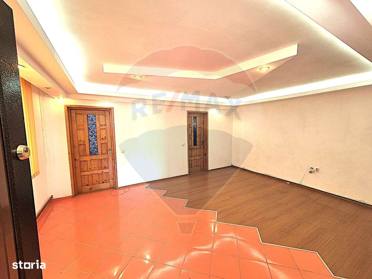 Casă / Vilă de vanzare in Serbanesti-7